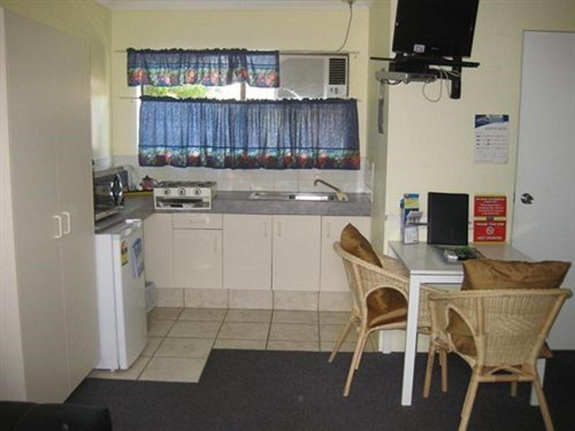 Twin Pines Motel Mooloolaba Exteriér fotografie